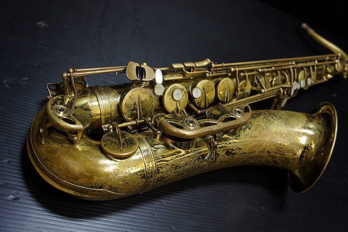 【アメセル・ビンテージ】Selmer Mark7 マーク7 26万番台 1977年頃製 ＜希少 彫刻ありモデル・アメセル ＞調整済  ★セルマー中古テナーサックス 【ビンテージ】264780 | サックス買取ラボふくおか販売部　Sax Kaitori Lab FUKUOKA  powered by