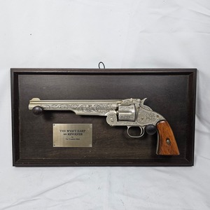 フランクリンミント ワイアット・アープ .44 リボルバー 刻印入 装飾品 レプリカ 銃刀法適合