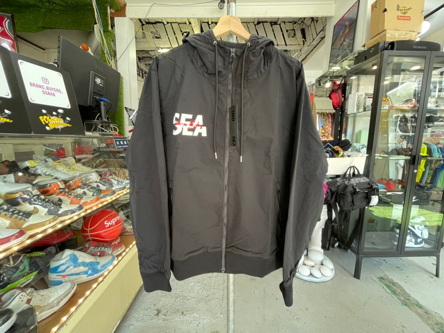 WIND AND SEA × GOD SELECTION XXX WDS × XXX NYLON PARKA BLACK  