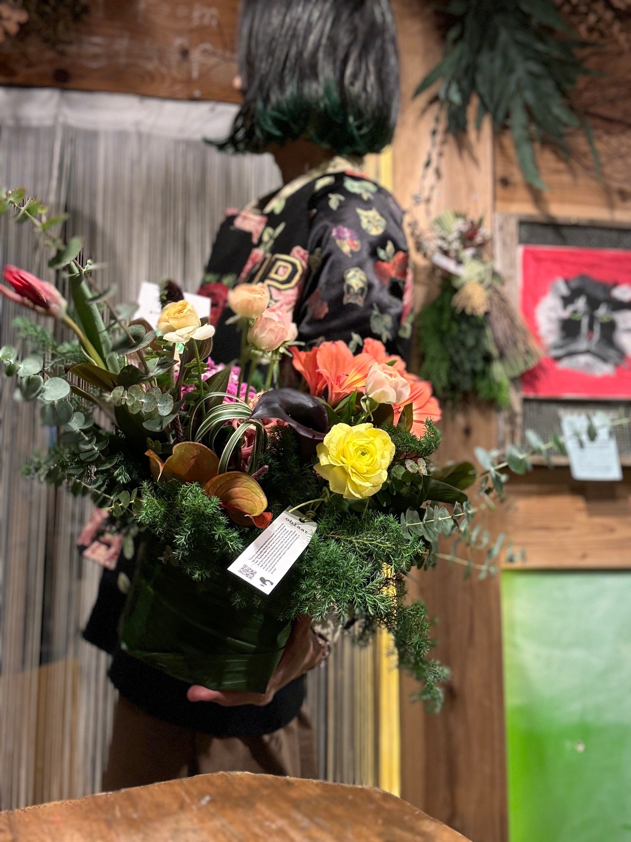 【 1 年分だと1回無料!】全国送料込み★オールジャパーン便|季節のお花を〜!