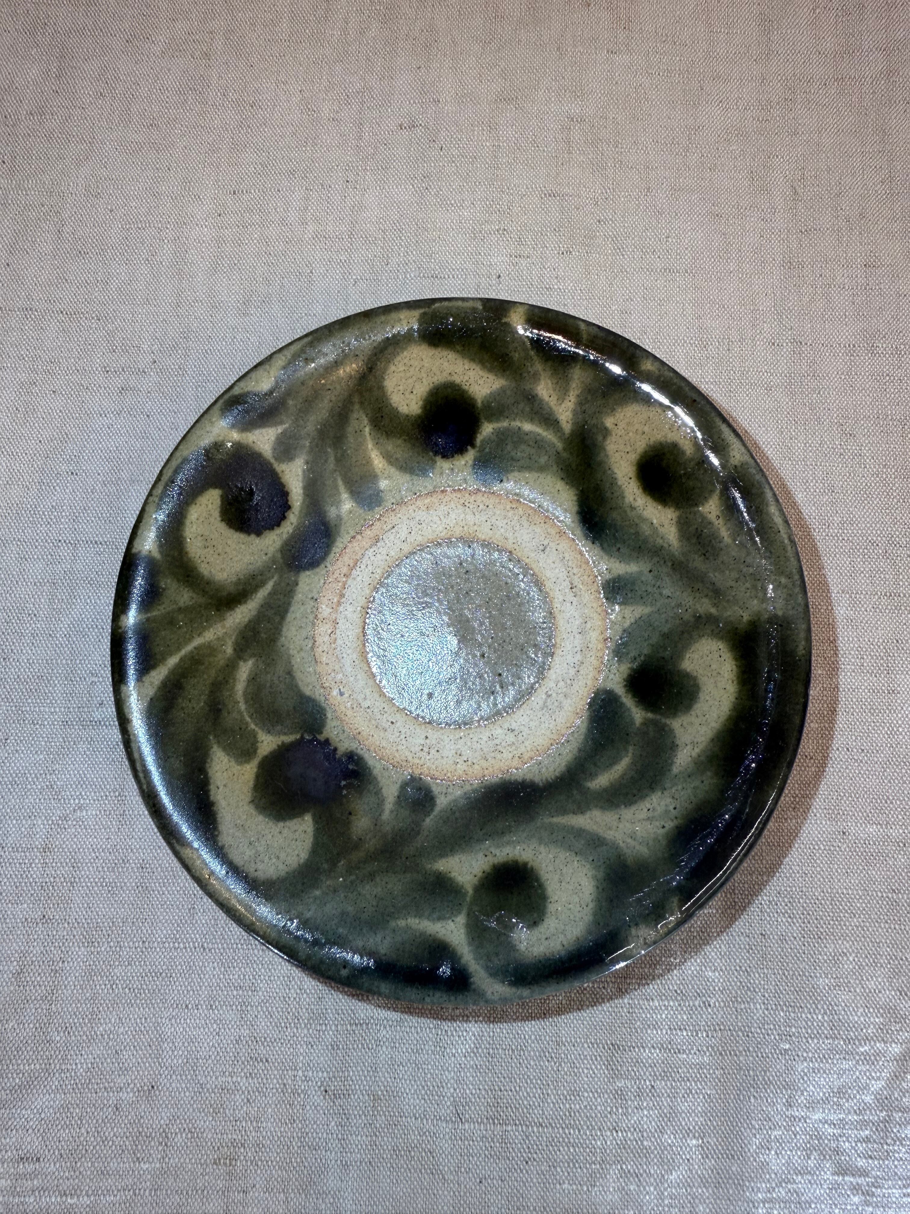 横田屋窯 4.5寸皿 唐草 呉須