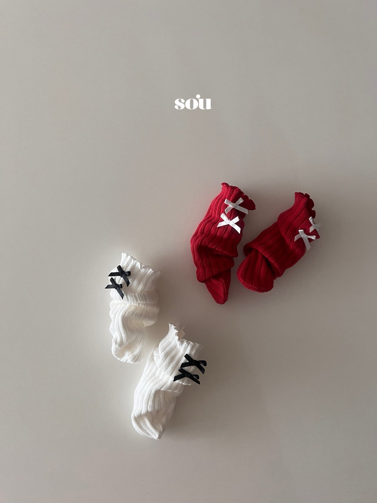 SO U［取寄］mini ribbon knee socks 26winter