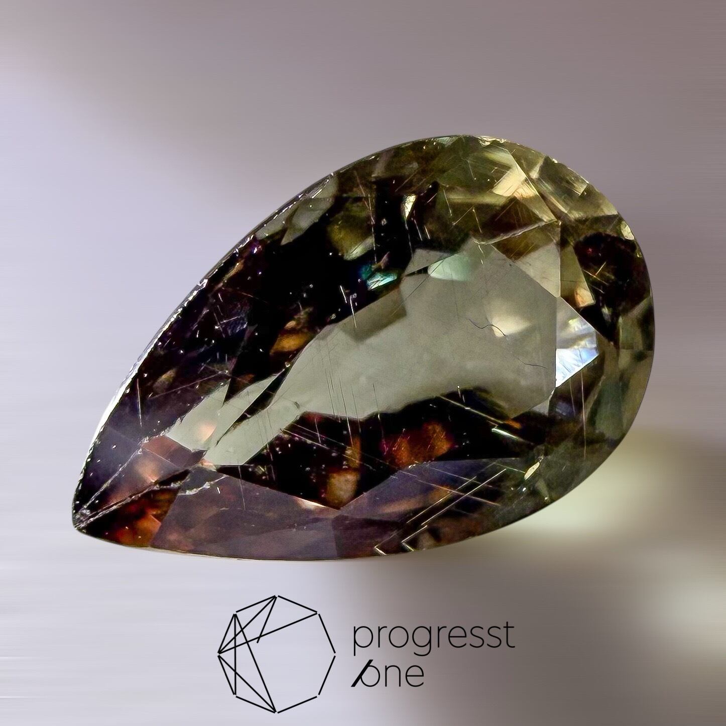 カラーチェンジガーネット0.63ct | progresstone
