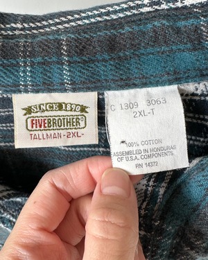 -Five Brother- Vintage 90s 2XL Flannel Check Shirt