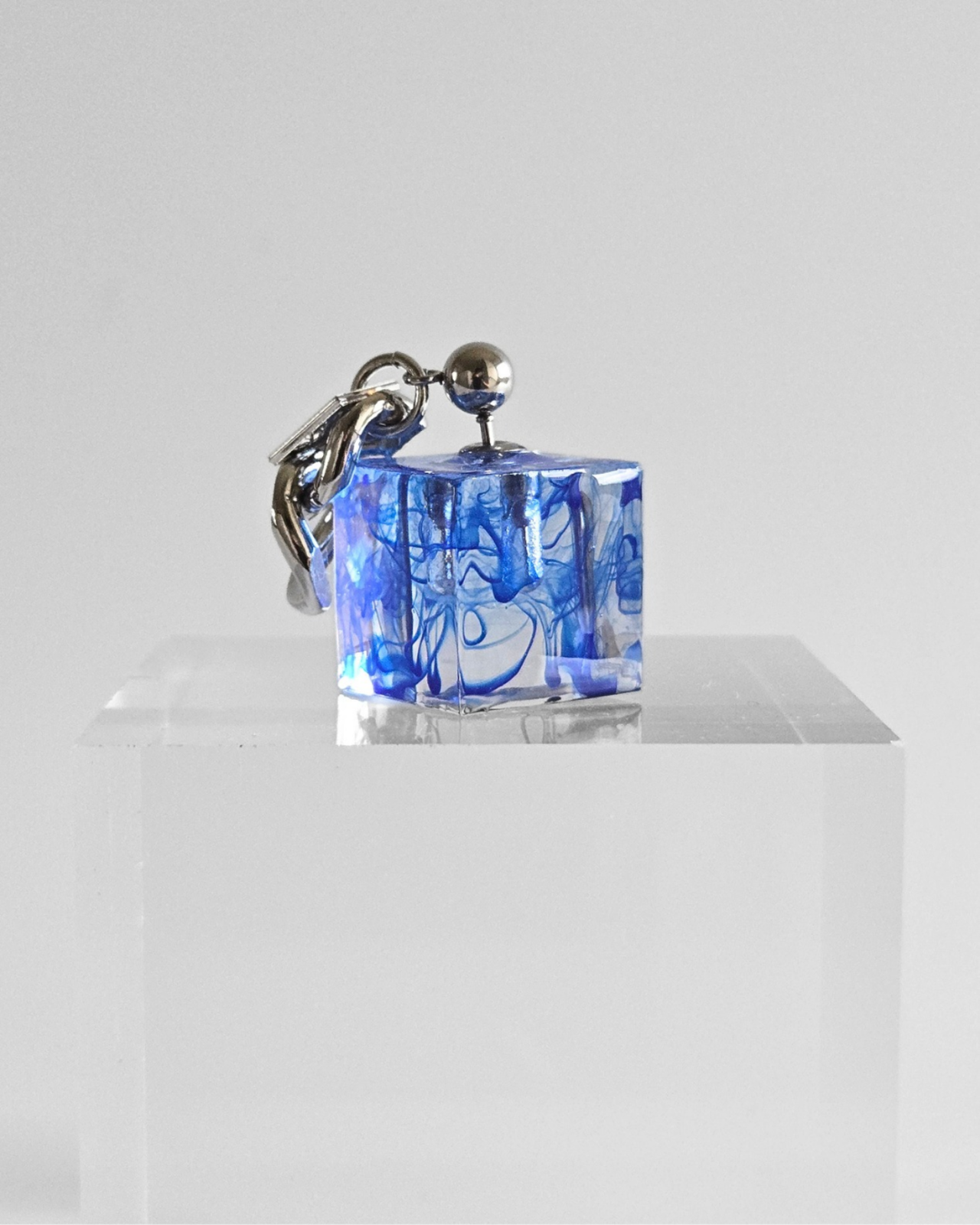 BOLD CUBE. [blue] - 2