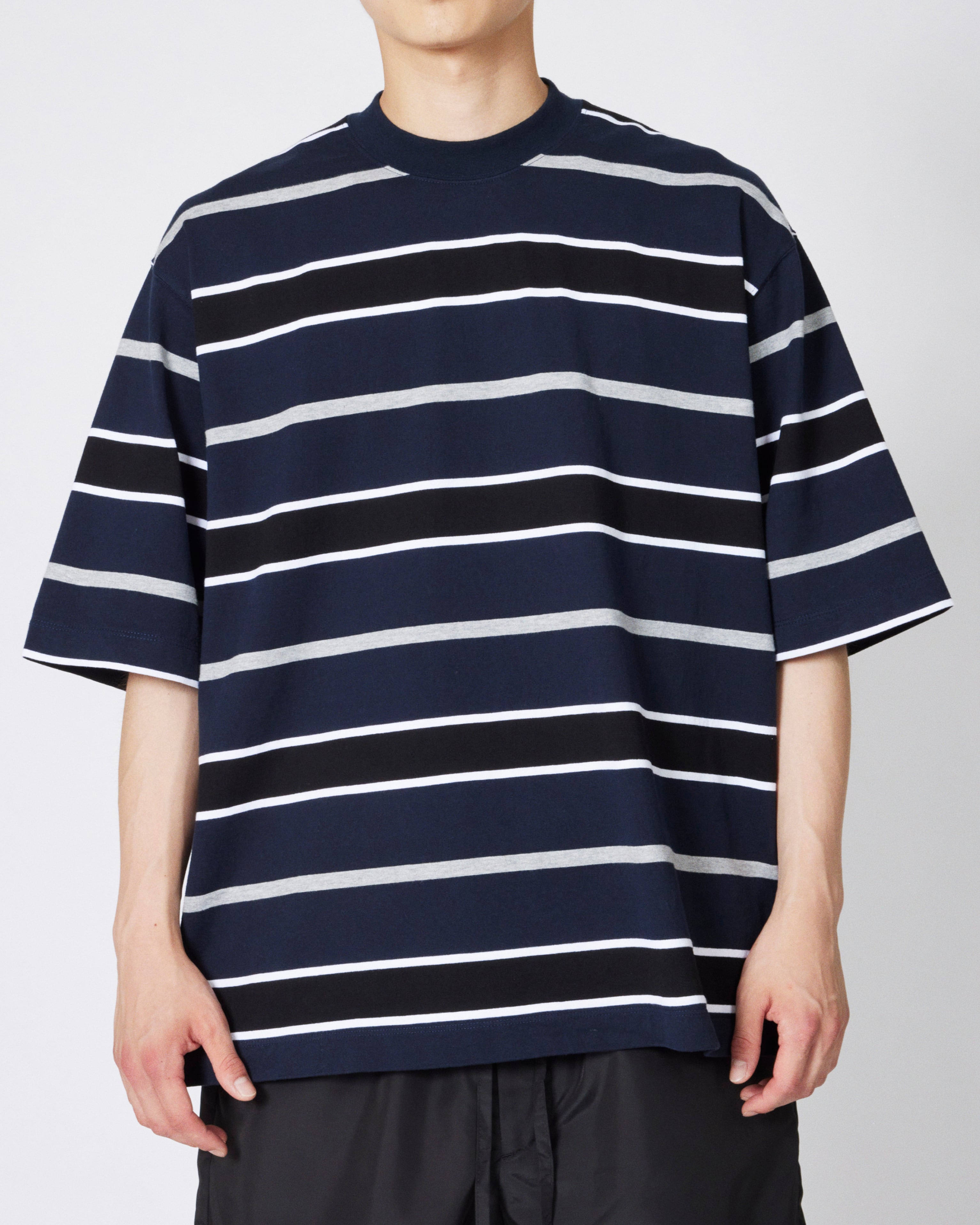 everyone multi border short sleeve tee shirt (NAVY/BLACK) | everyone