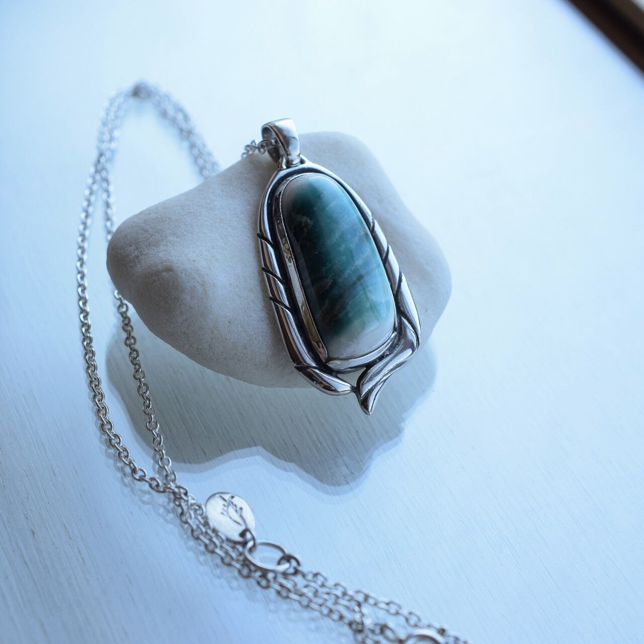 Flourish」夜光貝(Great Green Turban Shell) ネックレス | artworks