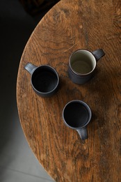 齊藤十郎　マグカップ（鉄釉）