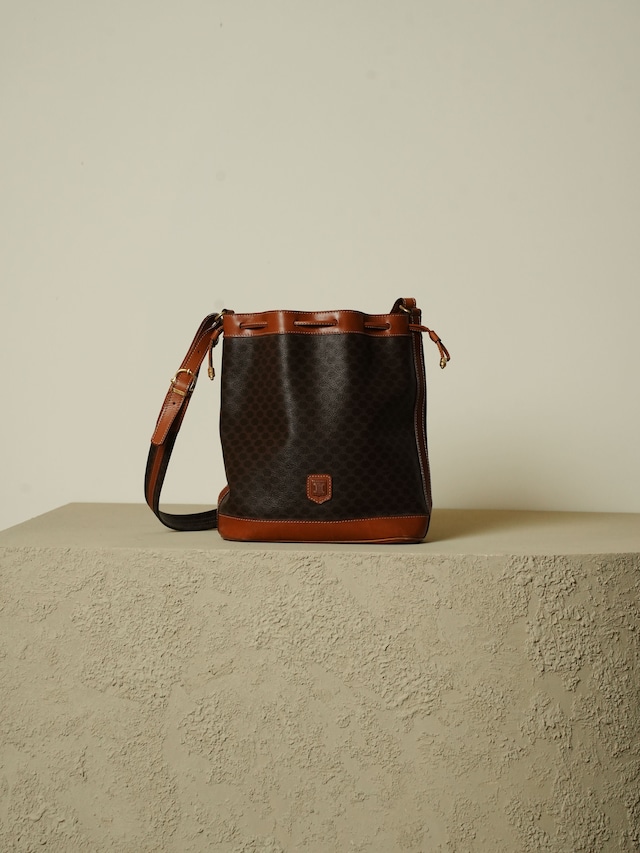 CELINE セリーヌ マカダム柄 巾着型 ショルダーバッグ