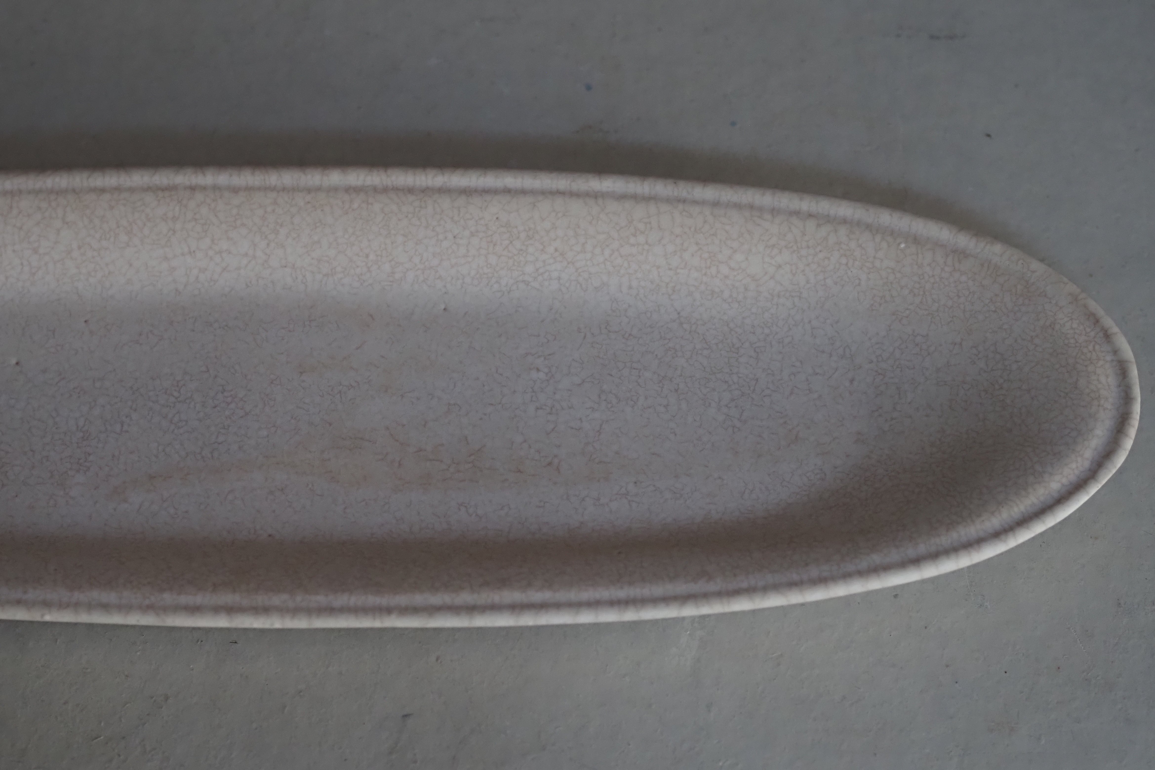 菅沼淳一 1.細長い楕円皿 | 陶屋なづな