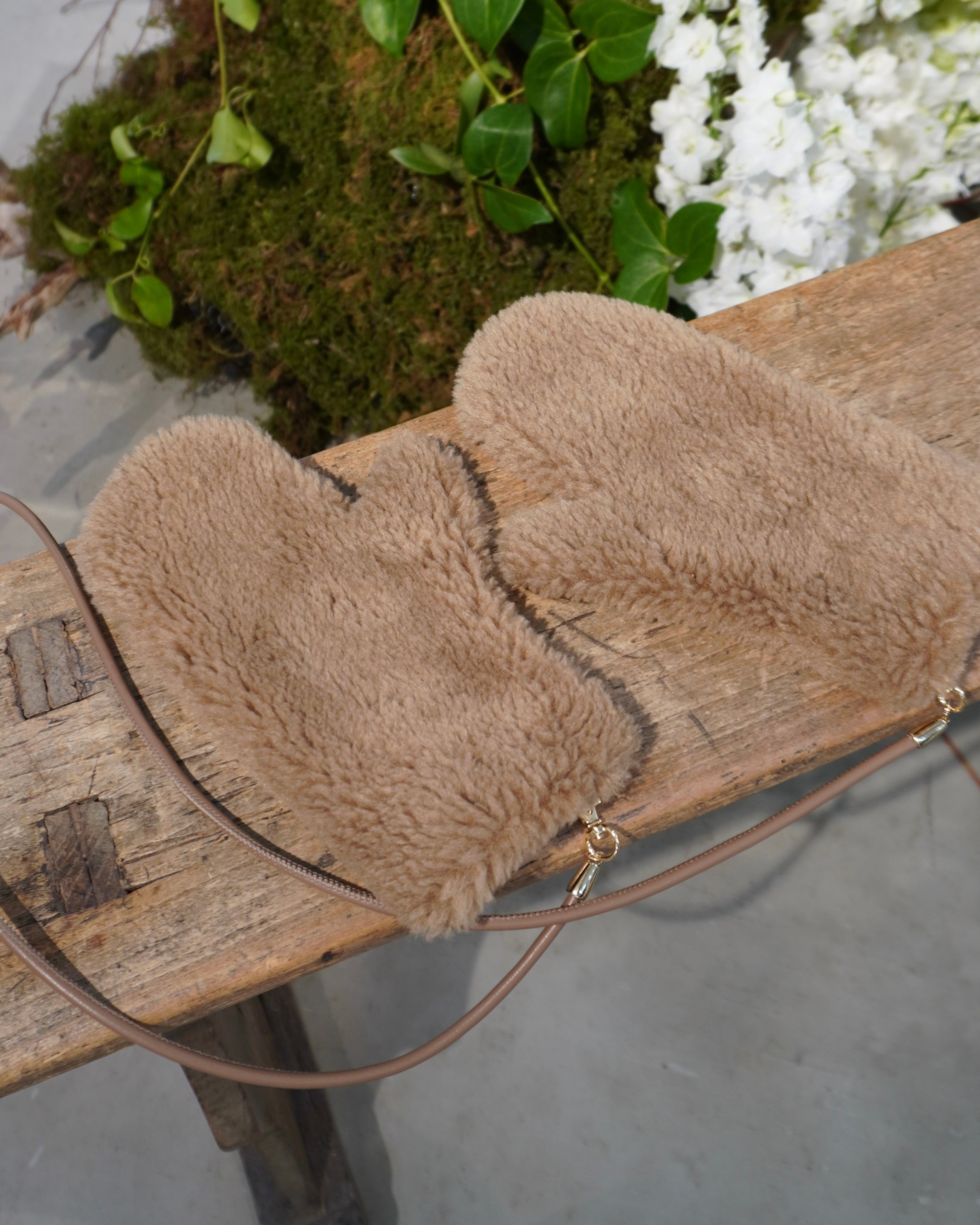 HYEON (ヘヨン) official online store