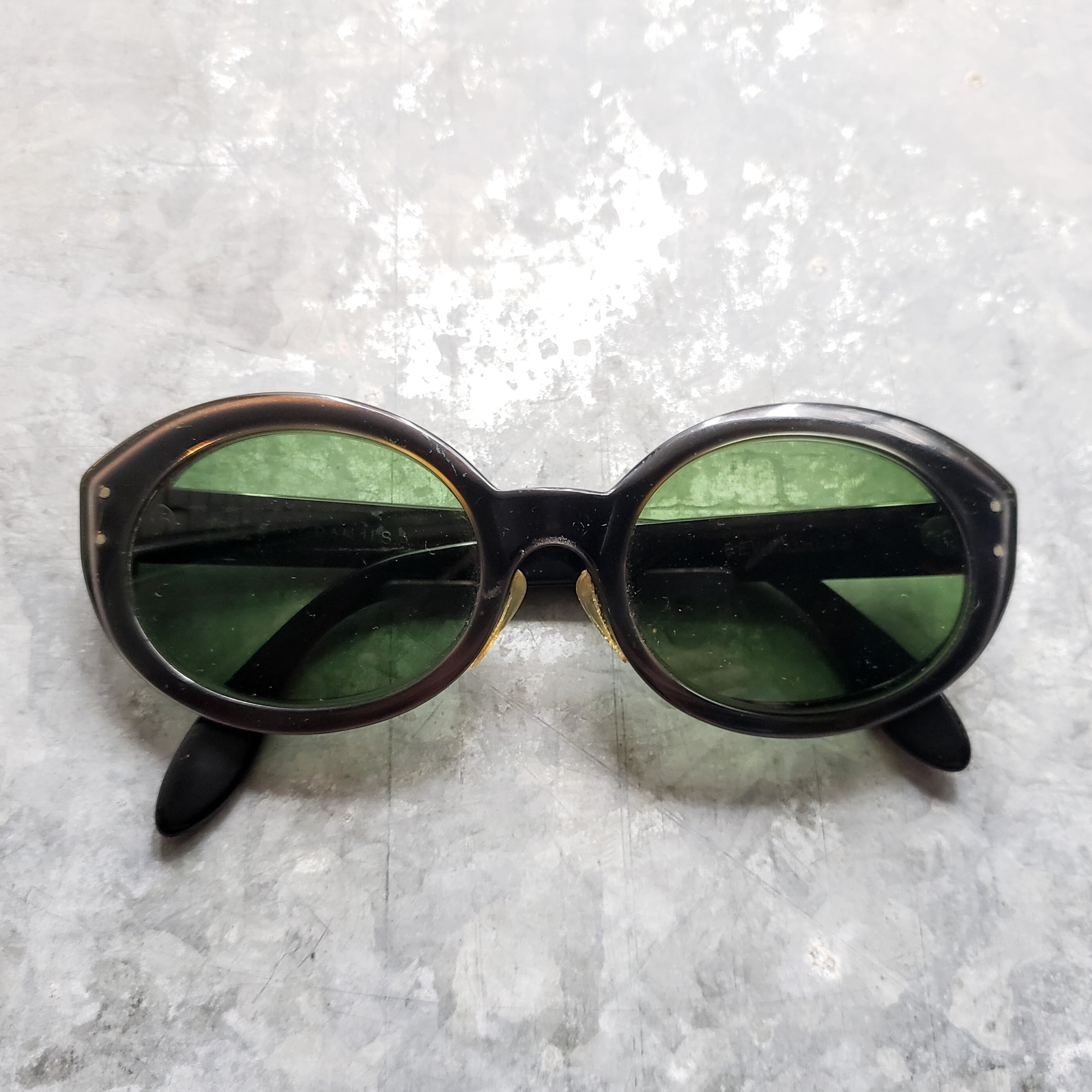 Ray-Ban