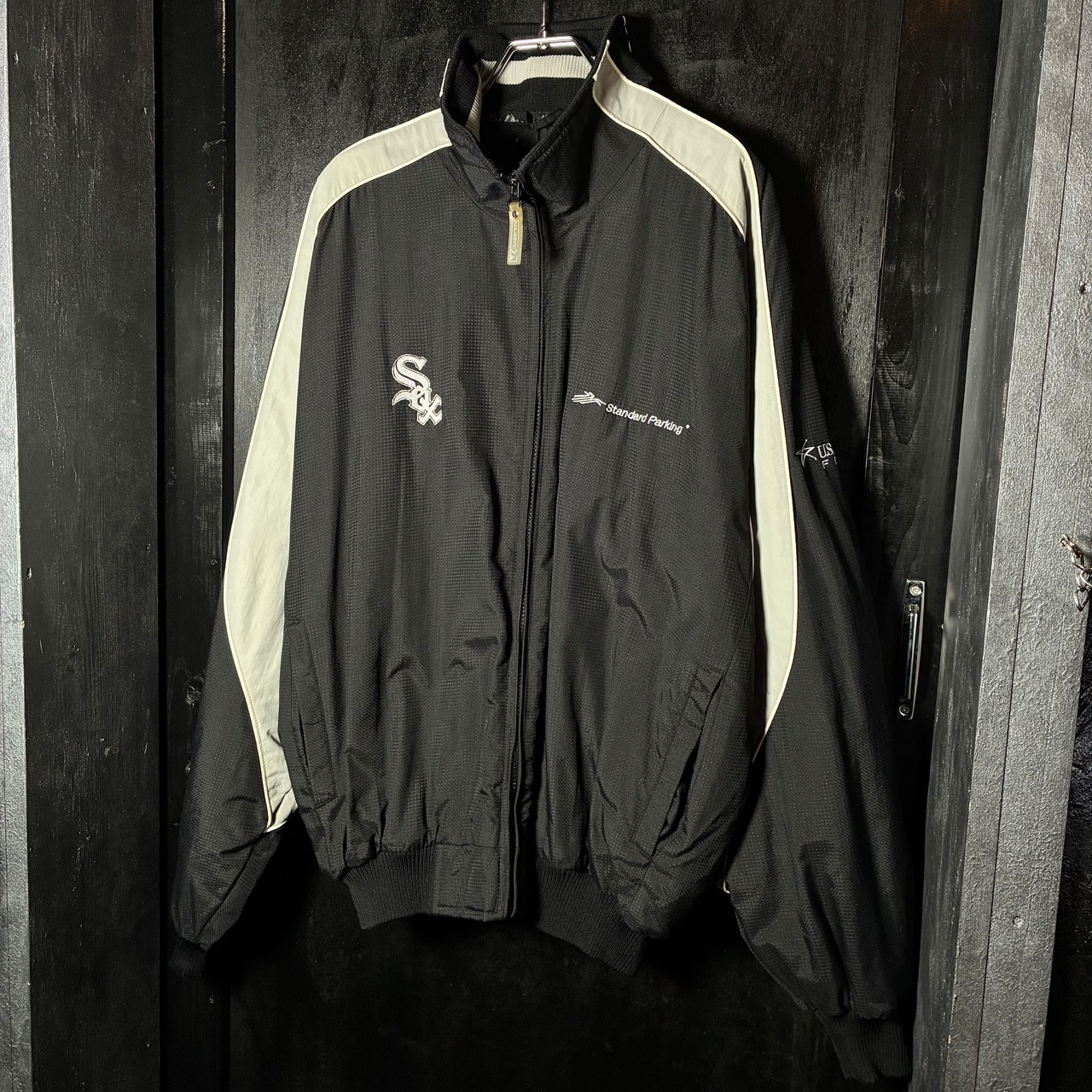 Majestic MLB CHICAGO White SOX ナイロンジャケット 黒 ホワイトソックス