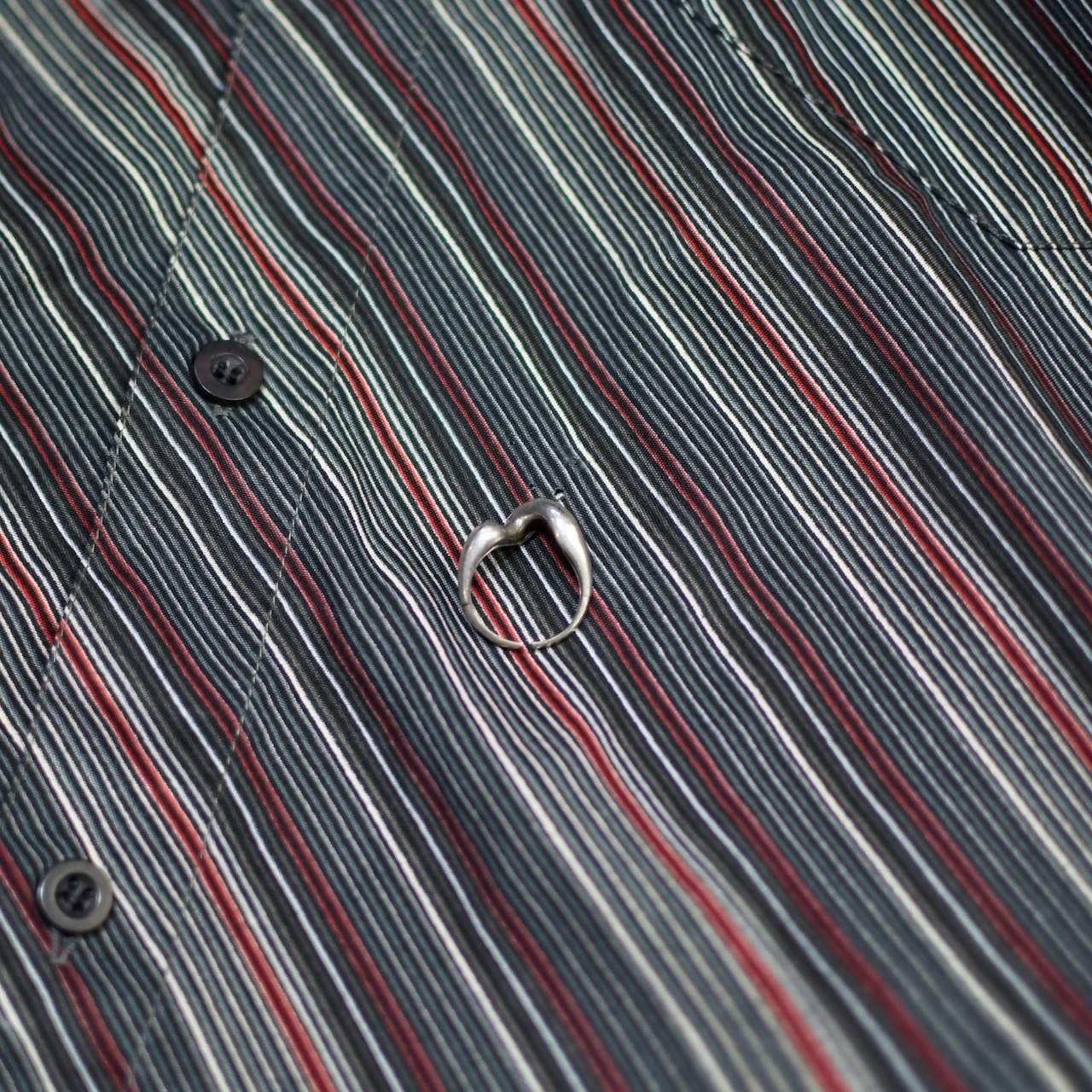 smooth cloth multi diagonal stripe shirt