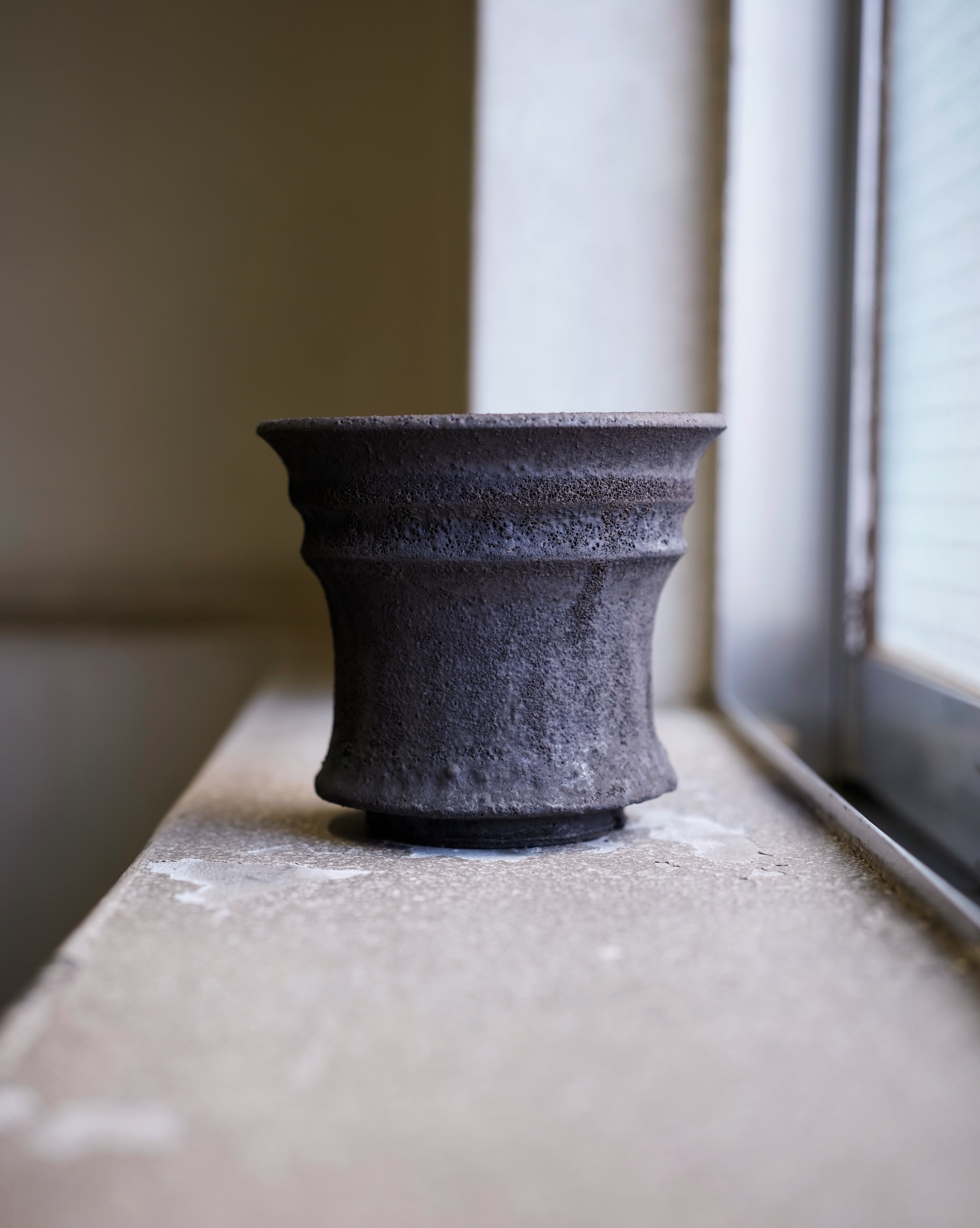 dairoku pot 炭化岩鉢 dairoku | hitsujitoyagi