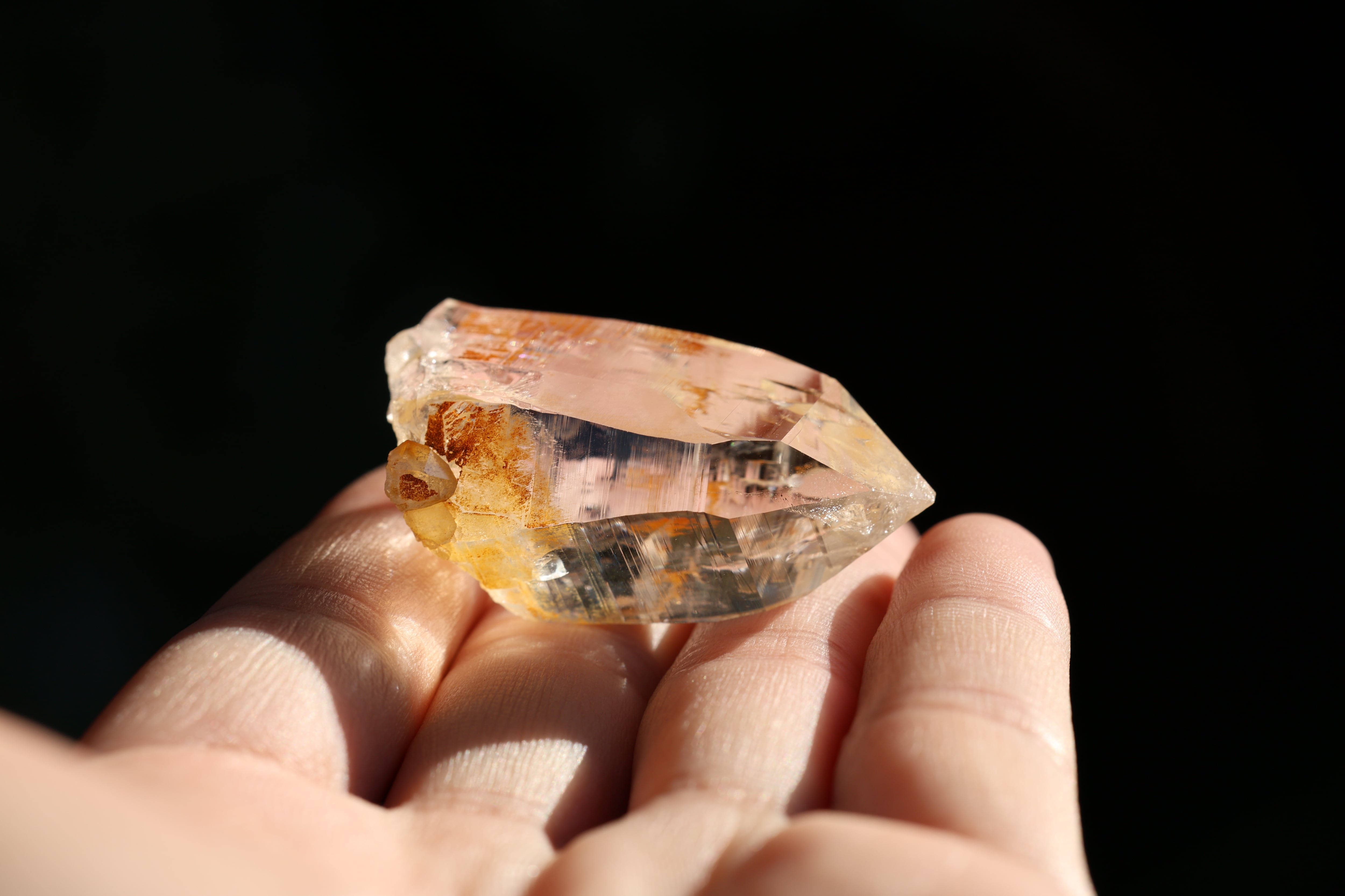 ヒマラヤ水晶 ガネーシュヒマール産 | 石垣島の夜光貝アクセサリーと