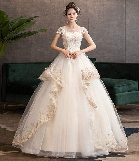 ウエディングドレス 刺繍 繊細レース 編み上げ フレアスカート