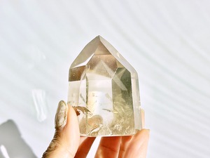 スモーキーファントムクォーツ