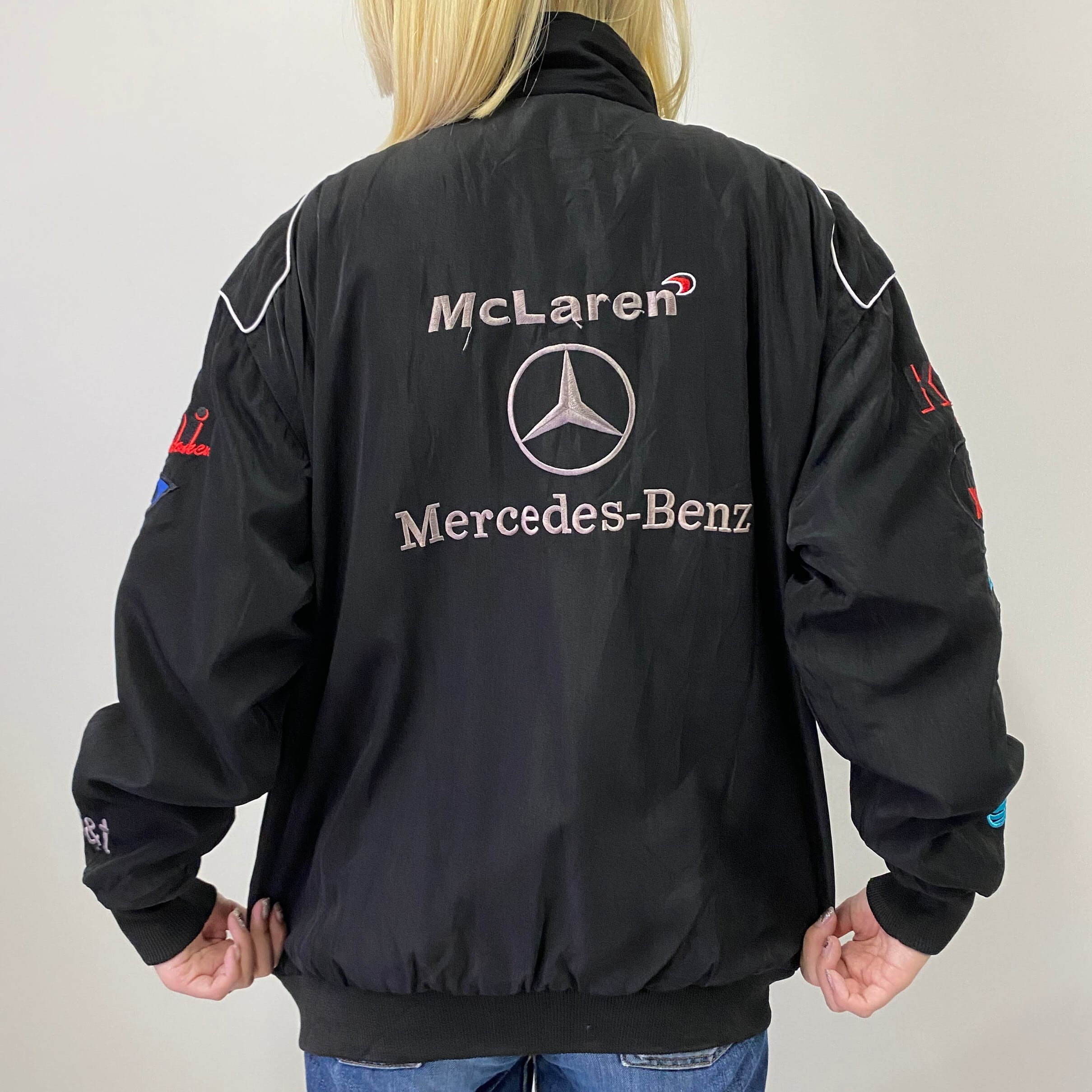 メルセデスベンツ Mercedes-Benz 企業ロゴ 刺繍 ワッペン レーシングジャケット 中綿ブルゾン メンズL相当 古着 ブラック  黒【レーシングジャケット】 | cave 古着屋【公式】古着通販サイト