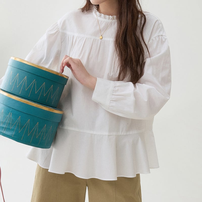 ラウンドネックレースヘムシャツ M2068