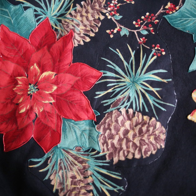 "黒×花" flower cloth patchwork design over silhouette sweat