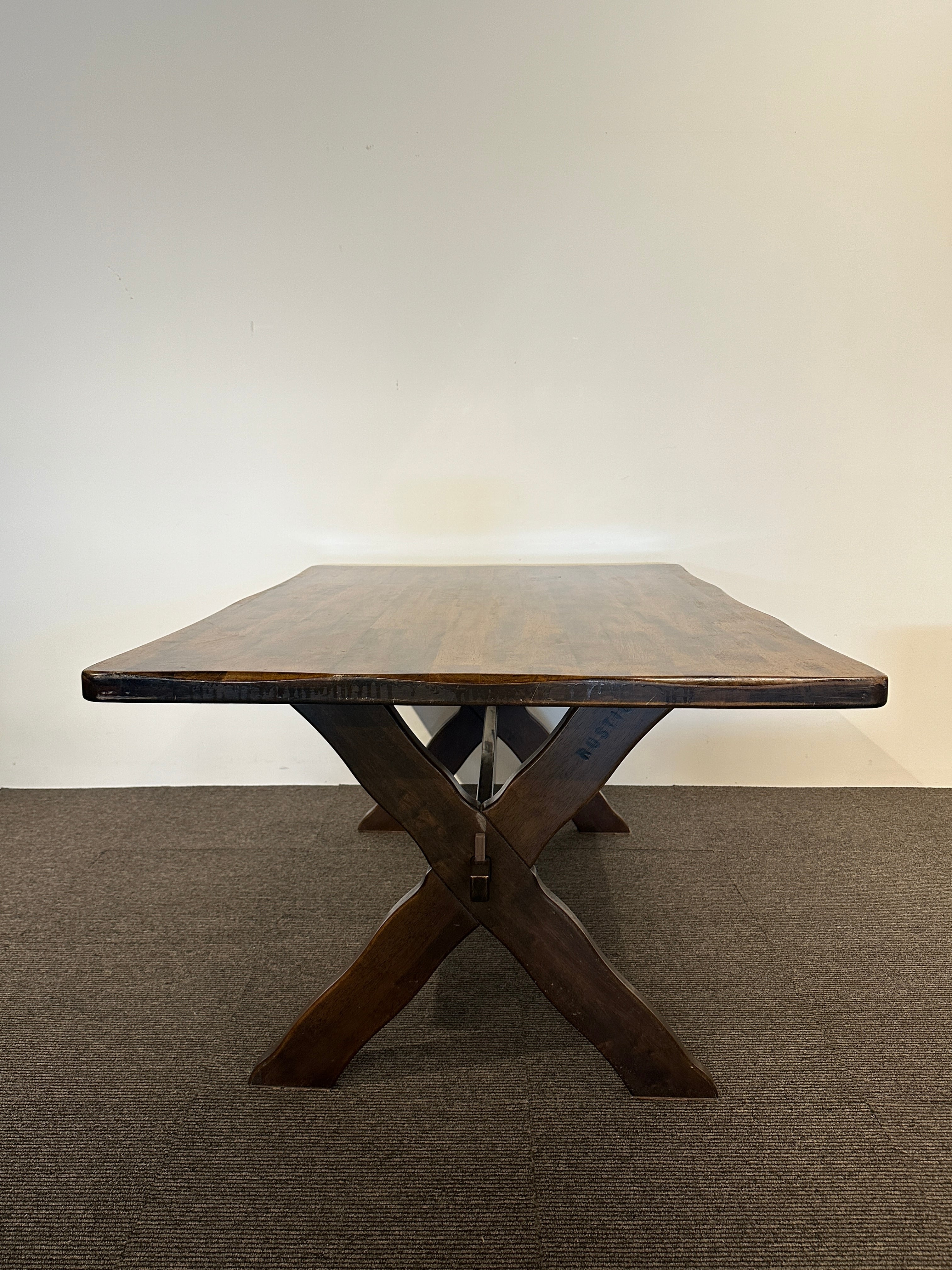 カリモク家具 RUSTIC ダイニングテーブル | トトン