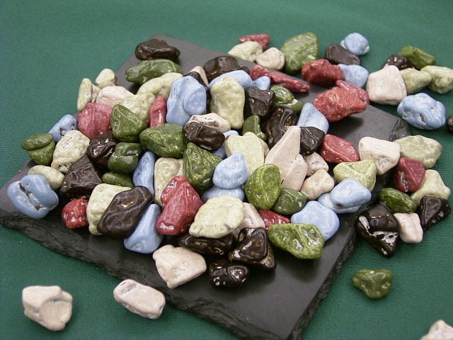 ♡食べかけミルクチョコ（割れチョコ）のアロマストーン♡  （石膏小物） ♡食べかけミルクチョコ（割れチョコ）のアロマストーン