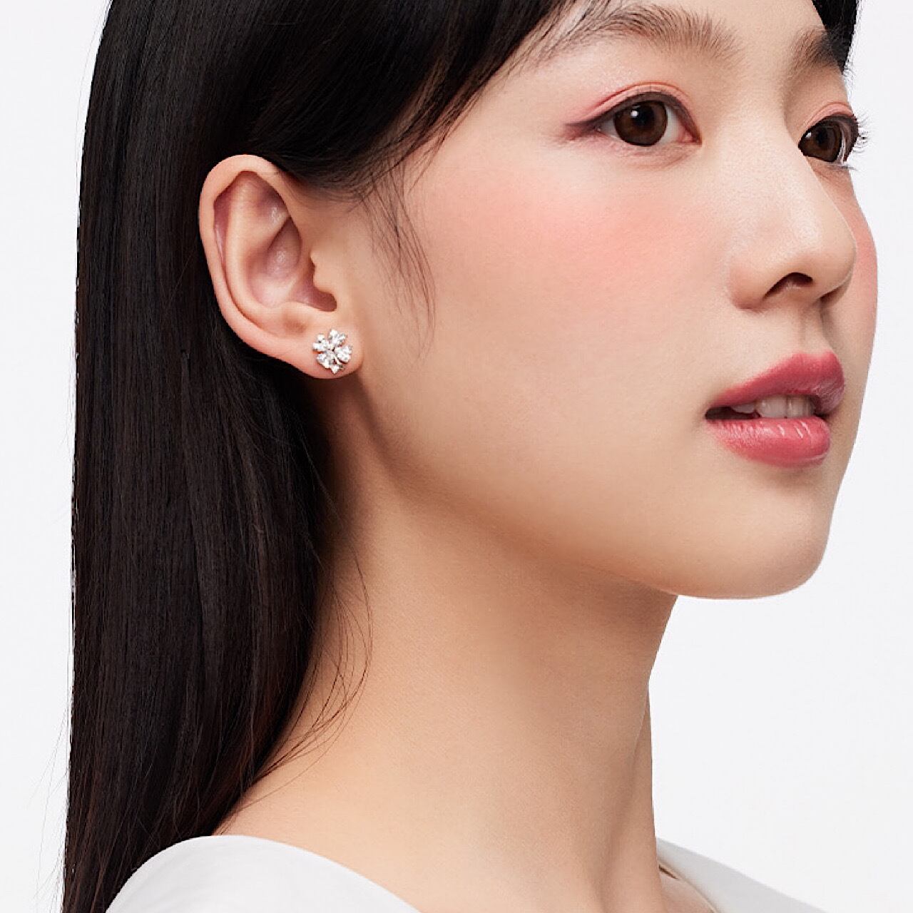 おしゃれ ダイヤモンド 四葉 クローバー シルバー ピアス | FANCY