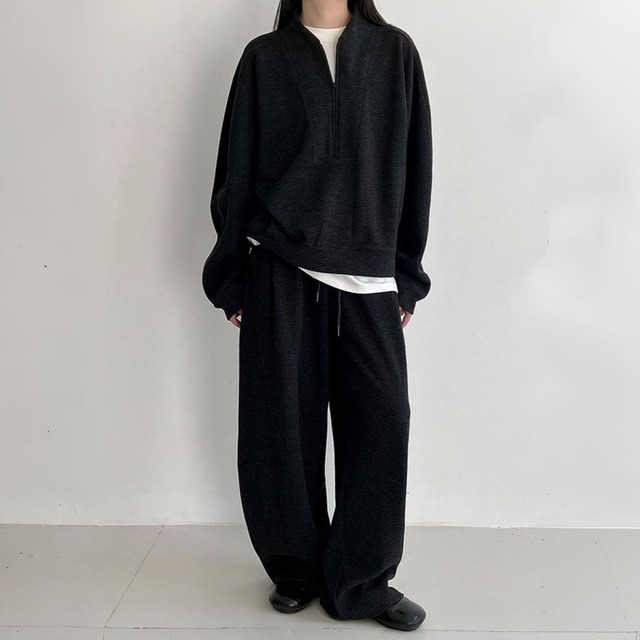 ハーフジップスウェットシャツ&ワイドパンツセットアップ　A01979