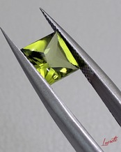 Natural Peridot 1.55ct Loose Gemstone｜天然ペリドット 1.55ct ルース【LE-0053】