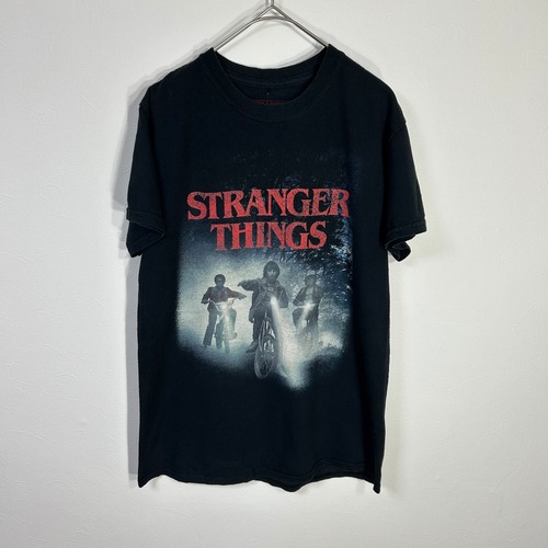 STRANGER THINGS ストレンジャーシングス tシャツ