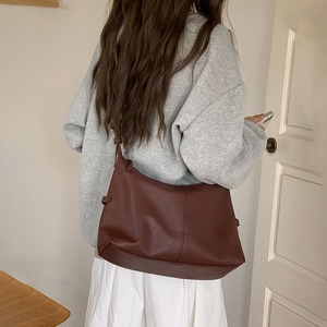 PUレザー ショルダーバッグ 大容量 レディース 韓国 通勤 通学 ビジネス OL きれいめ 大人 カジュアル おしゃれ シンプル ワンショルダー バッグ 大人可愛い 大人女子