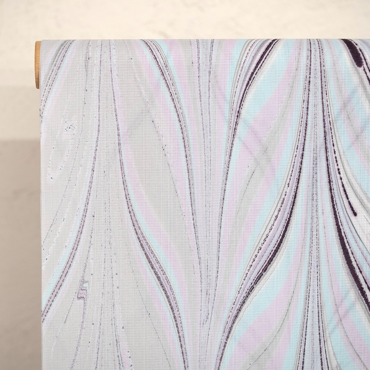 セオアルファ「宵百合」〜浴衣・夏着物・単衣