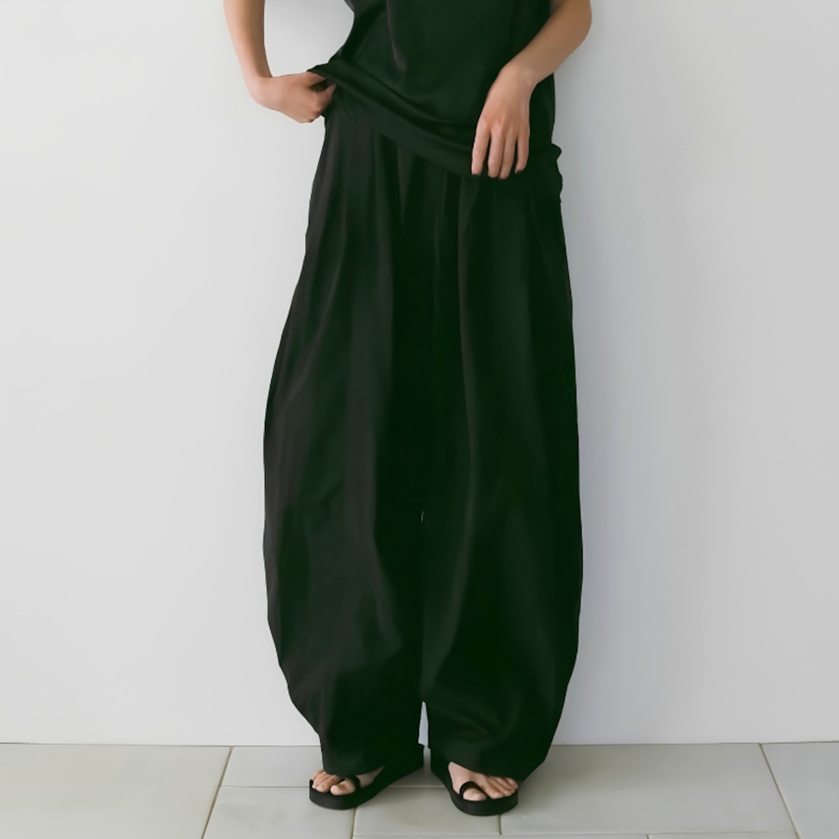 anuke 】Volumetuck Cocoon Pants | valance 福井｜レディース
