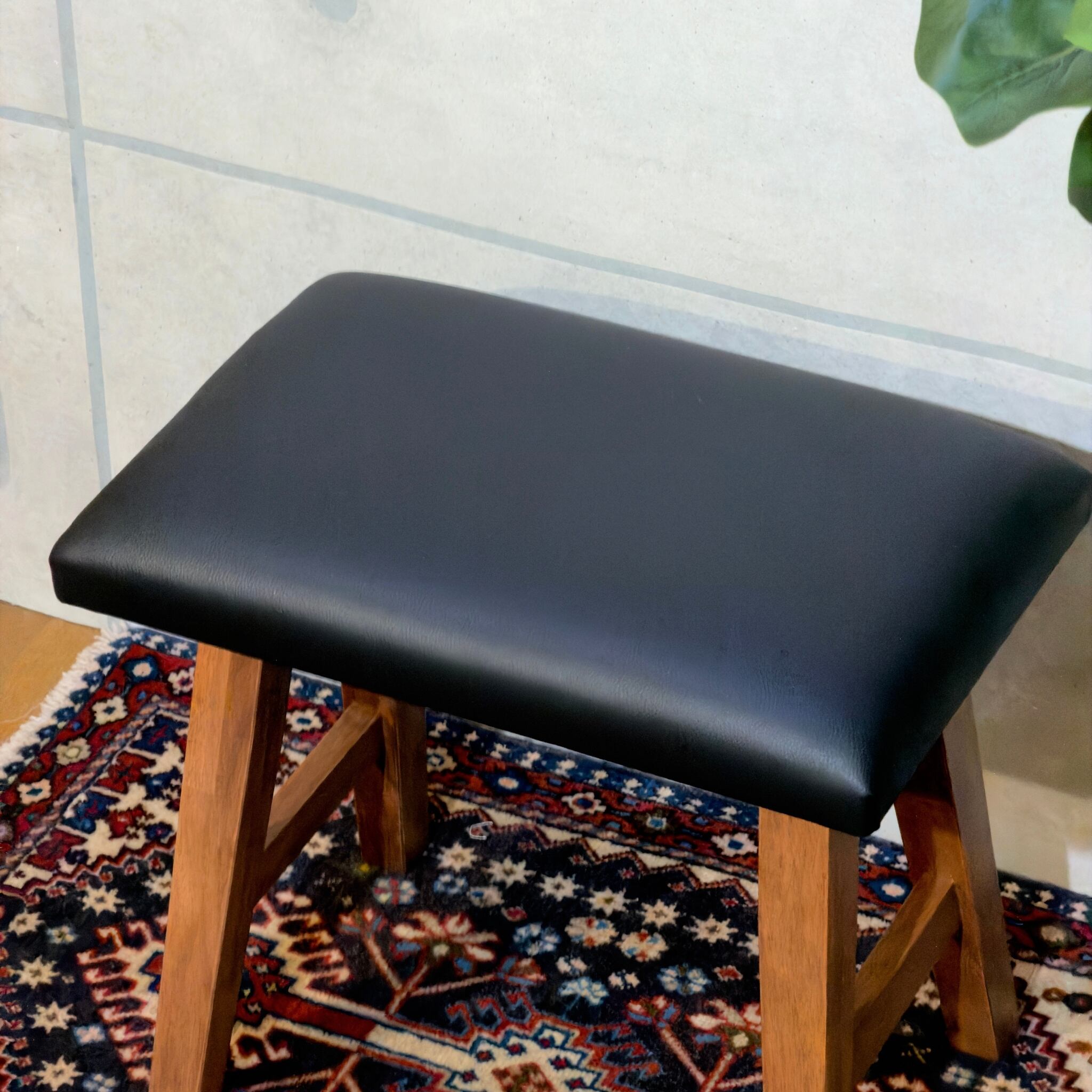 新品】Wood ＆ PVC Stool / スツール 合皮 ブラック | ARRIVO VINTAGE