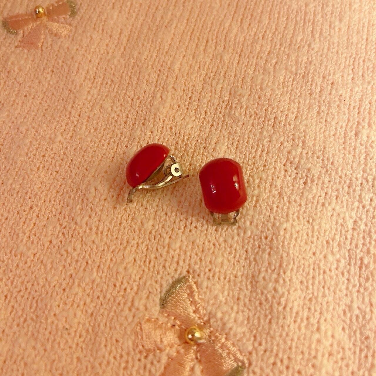 red mini circle earring