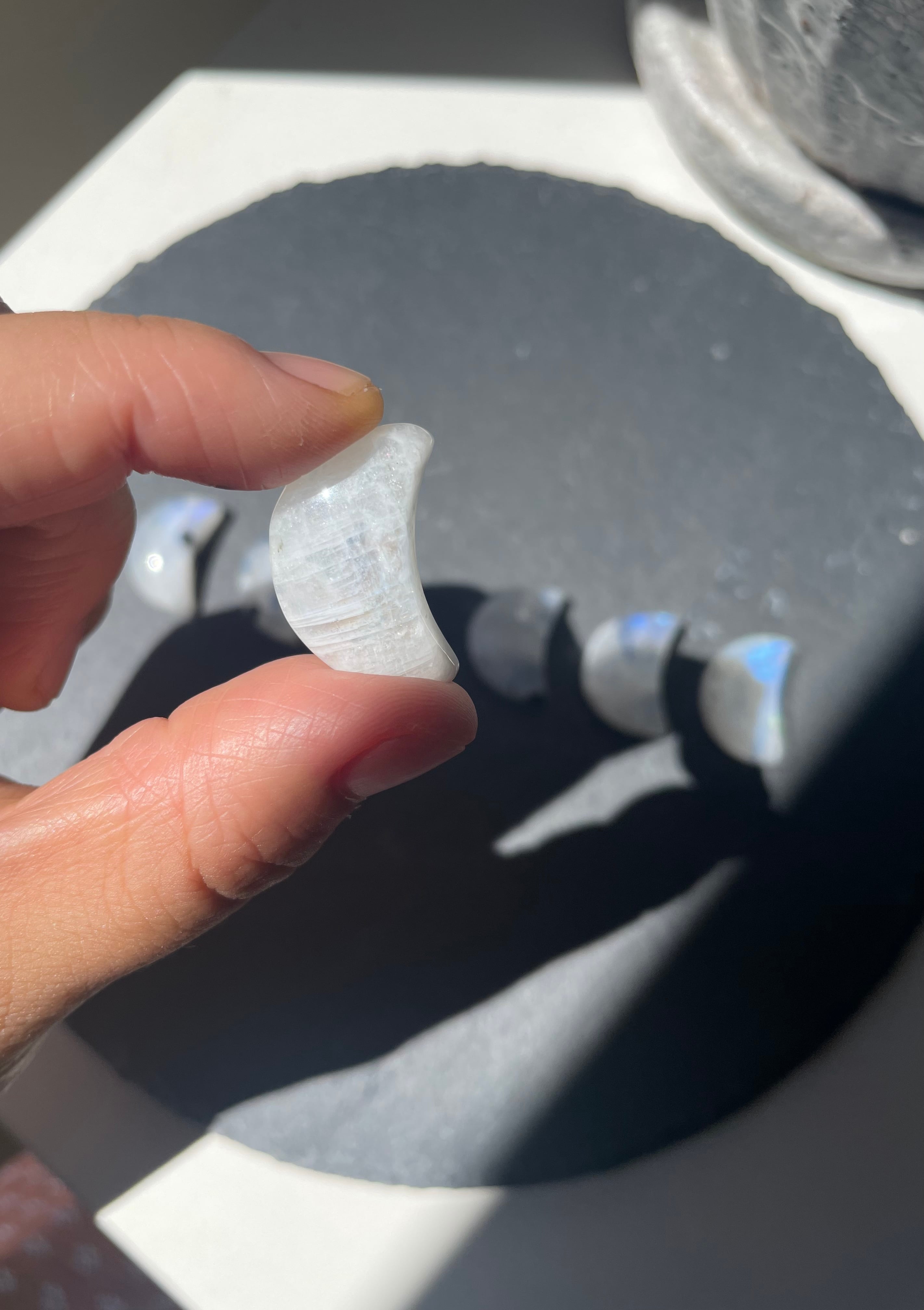 Moon Stone Moon shape stones /ムーンストーンムーンシェイプタンブル