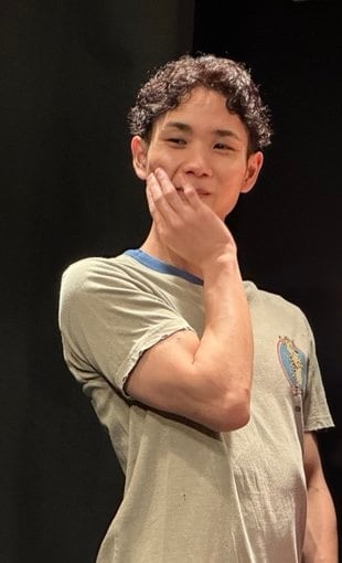 ω ヘアバンド 大人ガーリー スウィート キュート カジュアル