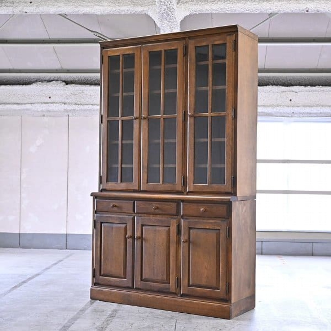 葉山ガーデン「カップボード1200」食器棚 道産ナラ カントリースタイル クラシカル 葉山家具 キッチン 台所 ダイニング 収納家具 無垢【中古家具/中古インテリア/USED家具ユーズド家具/リサイクル】