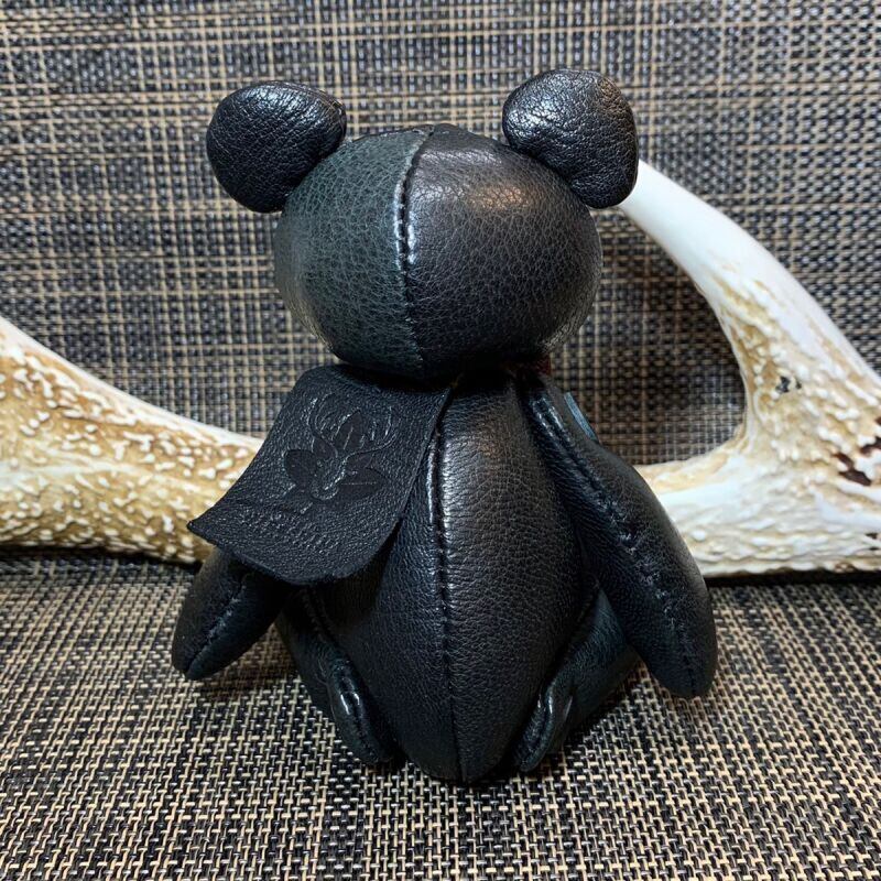 ジビエレザー鹿革ベルベア★端革を使ってアップサイクル「ベルズベア」写真の1点販売です　オールブラック