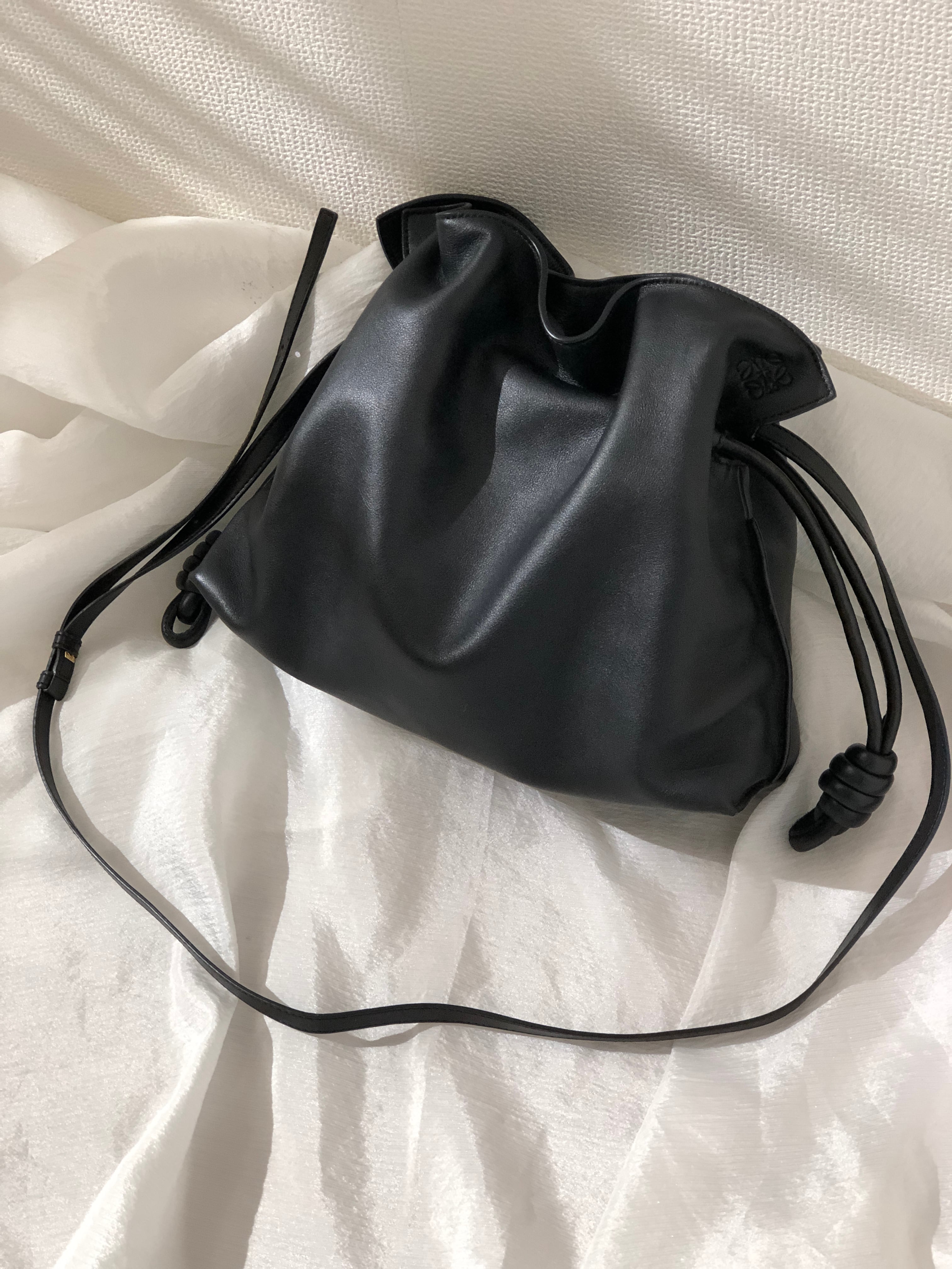 LOEWE ロエベ アナグラム フラメンコクラッチ ナッパレザー 巾着 ...