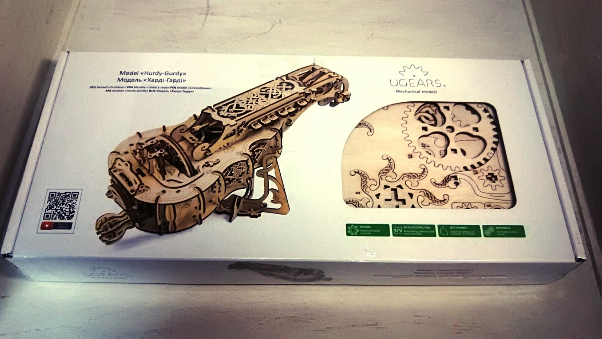 ハーディガーディキット（UGEARS Hurdy-Gurdy） | おもちゃ楽器.com