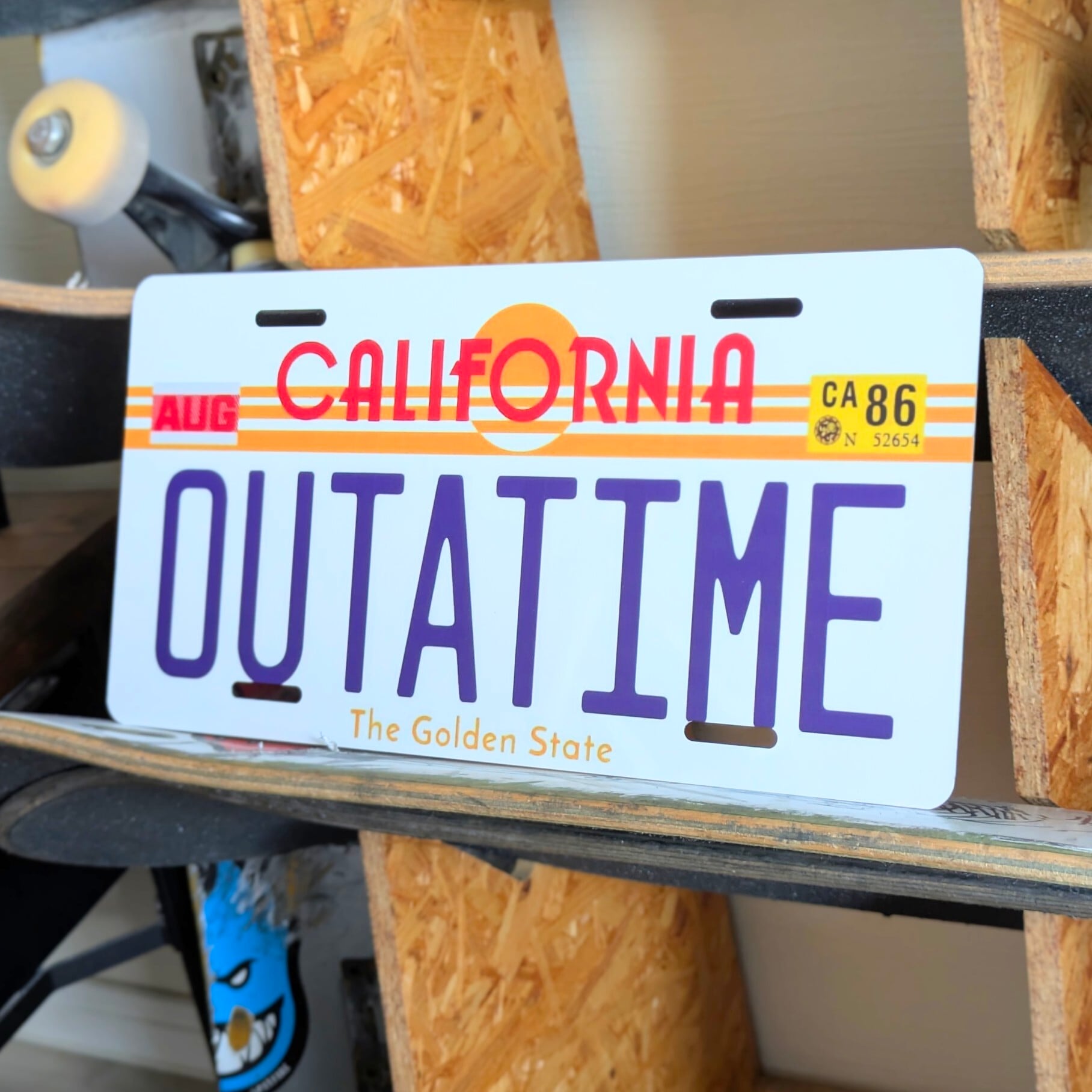 ♧ 再入荷!【デロリアン ナンバープレート バックトゥザフューチャー(Back to the Future)】OUT A TIME プリントver. 〚アメリカン雑貨 アメトイ〛