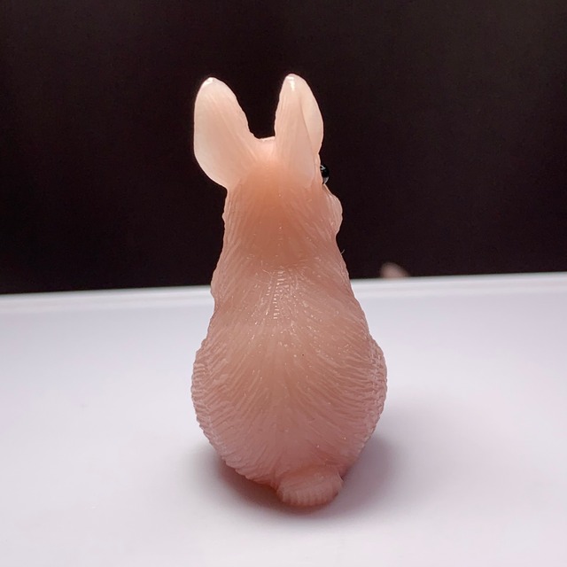 9.ピンクオパールうさぎ・インテリア