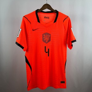 【即納】オランダ代表 2026 ホーム サッカーユニフォーム VIRGIL #4