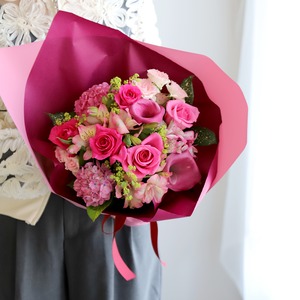 【誕生日・記念日・送別会に】想いを届ける花束