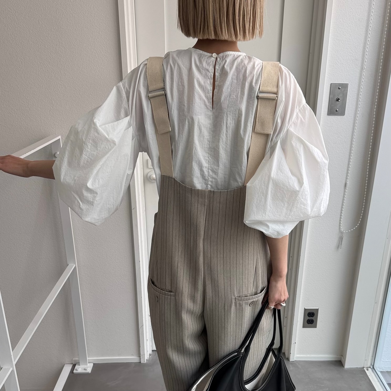 【鹿児島先行販売】ピンストライプサロペットPT/グレージュ