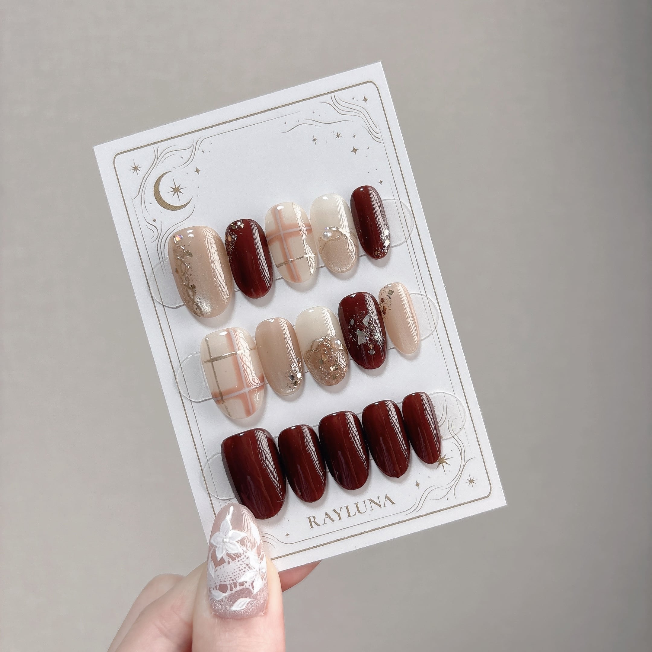 #649 ミディアム オーバル/XY209 繰り返し使えるネイルチップ