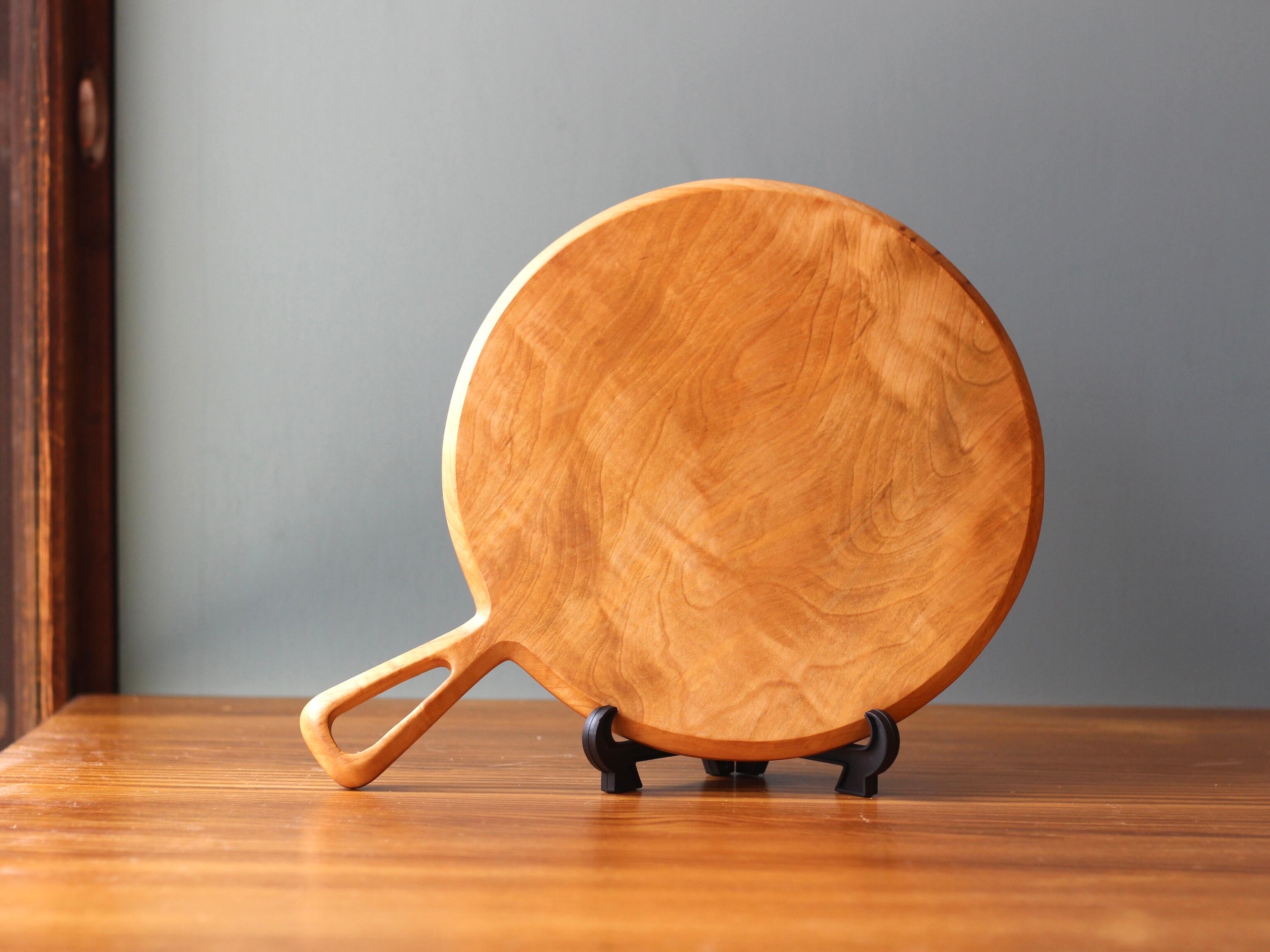 持ち手付きの小さなカッティングボード