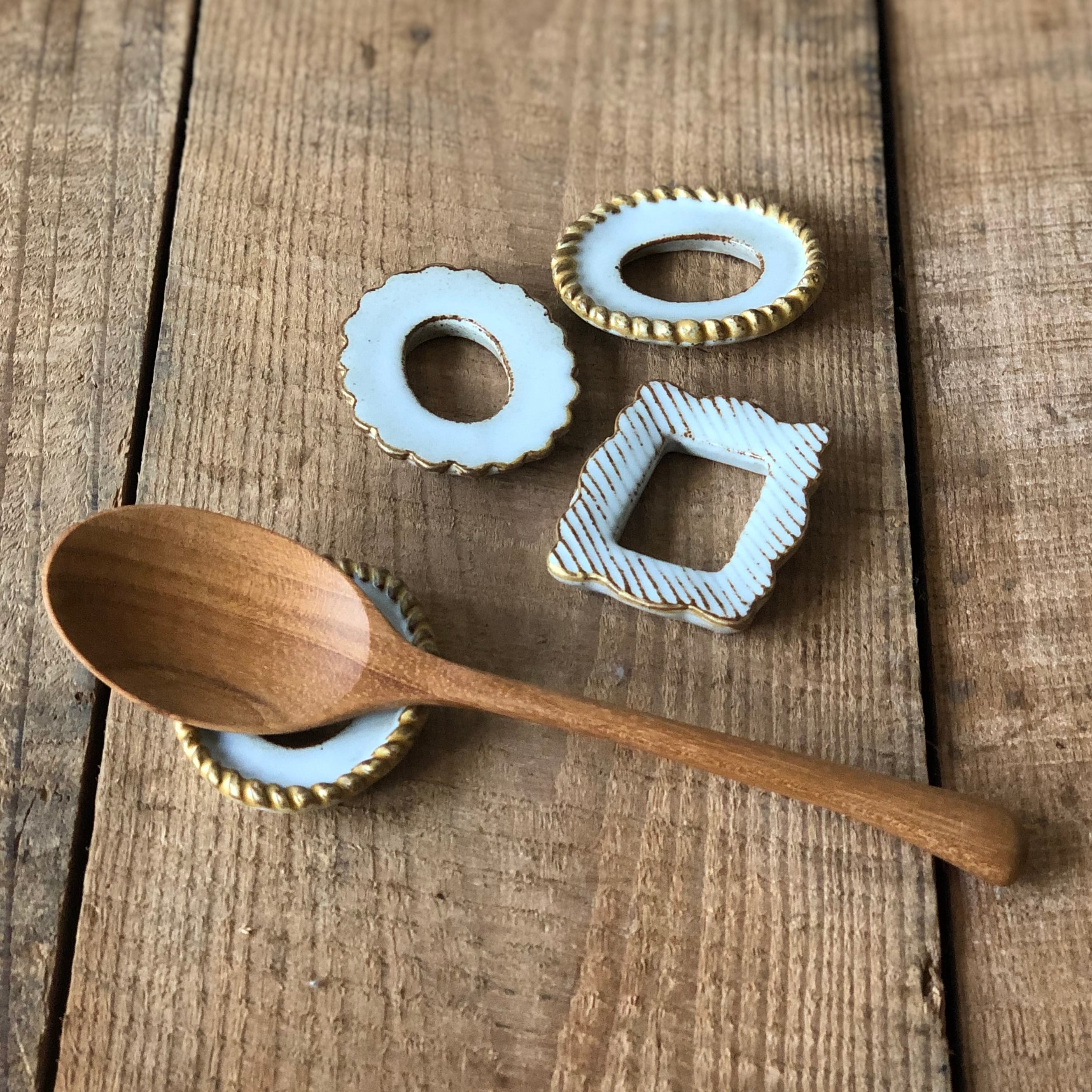 sen frame カトラリーレスト